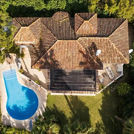 Private Pool And Sea View Villa Marbella